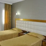Kayalar Hotel 2*