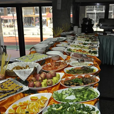 Kayalar Otel 2*