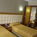 Kayalar 2* אנטליה