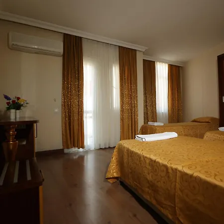 Kayalar Hotel 2*